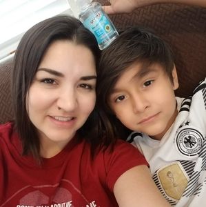 Meet your Posher, Alicia